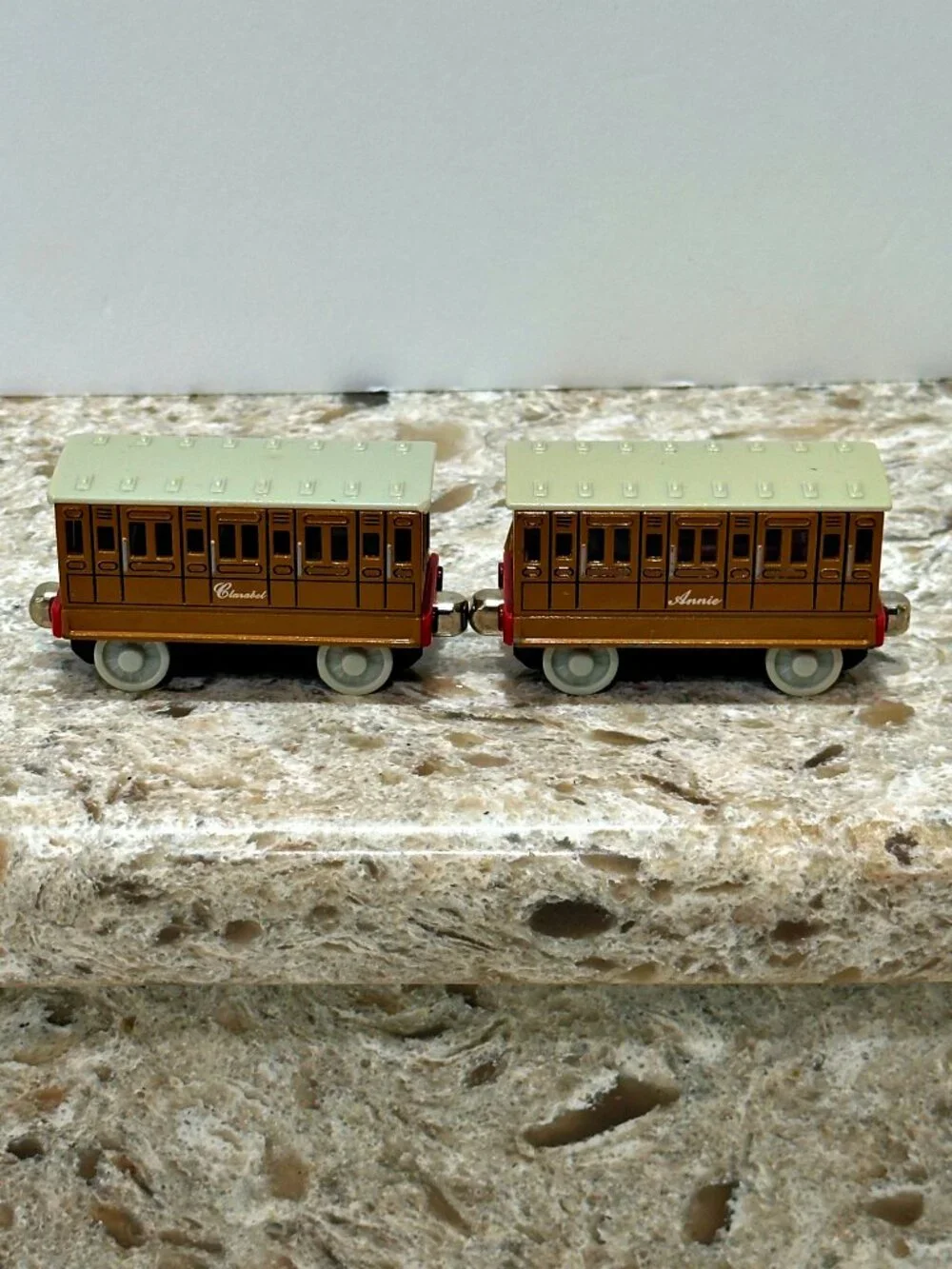 Thomas & Friends Annie Clarabel Pair 2002 Take Along Learning Curve Diecast